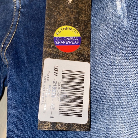 SOLD ✨L•O•W•L•A  Colombian Shapeware Skinny Jeans•Blue Ripped Denim•Size 4✨ - Picture 8 of 9